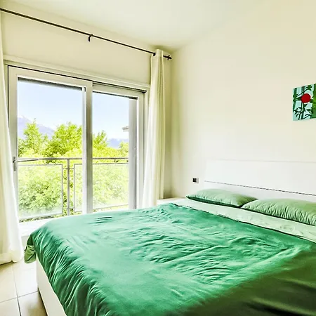 Sole E Fiori By Interhome Domaso