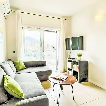 Sole E Fiori By Interhome Domaso